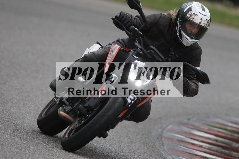 /Archiv-2025/10 23.04.2025 Cornu Master School ADR/gruen-vert/43